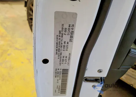 2018 Dodge Charger R/T 392 z USA, uszkodzony, nr VIN 2C3CDXGJXJH157142